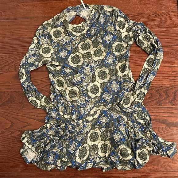 Free People Long-sleeve Shirt with Open Back - Picture 1 of 2